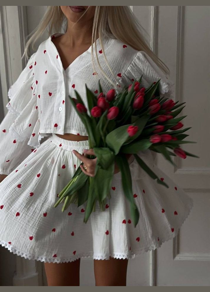 Спідниця-шорти, обʼємна сорочка оздоблені мереживом Adelante (322934873)