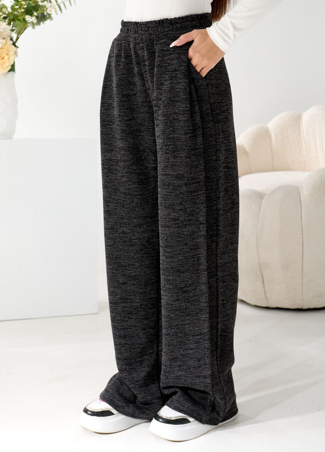 Штаны женские демисезонные из твид-трикотажа черный меланж No Brand (364930468)