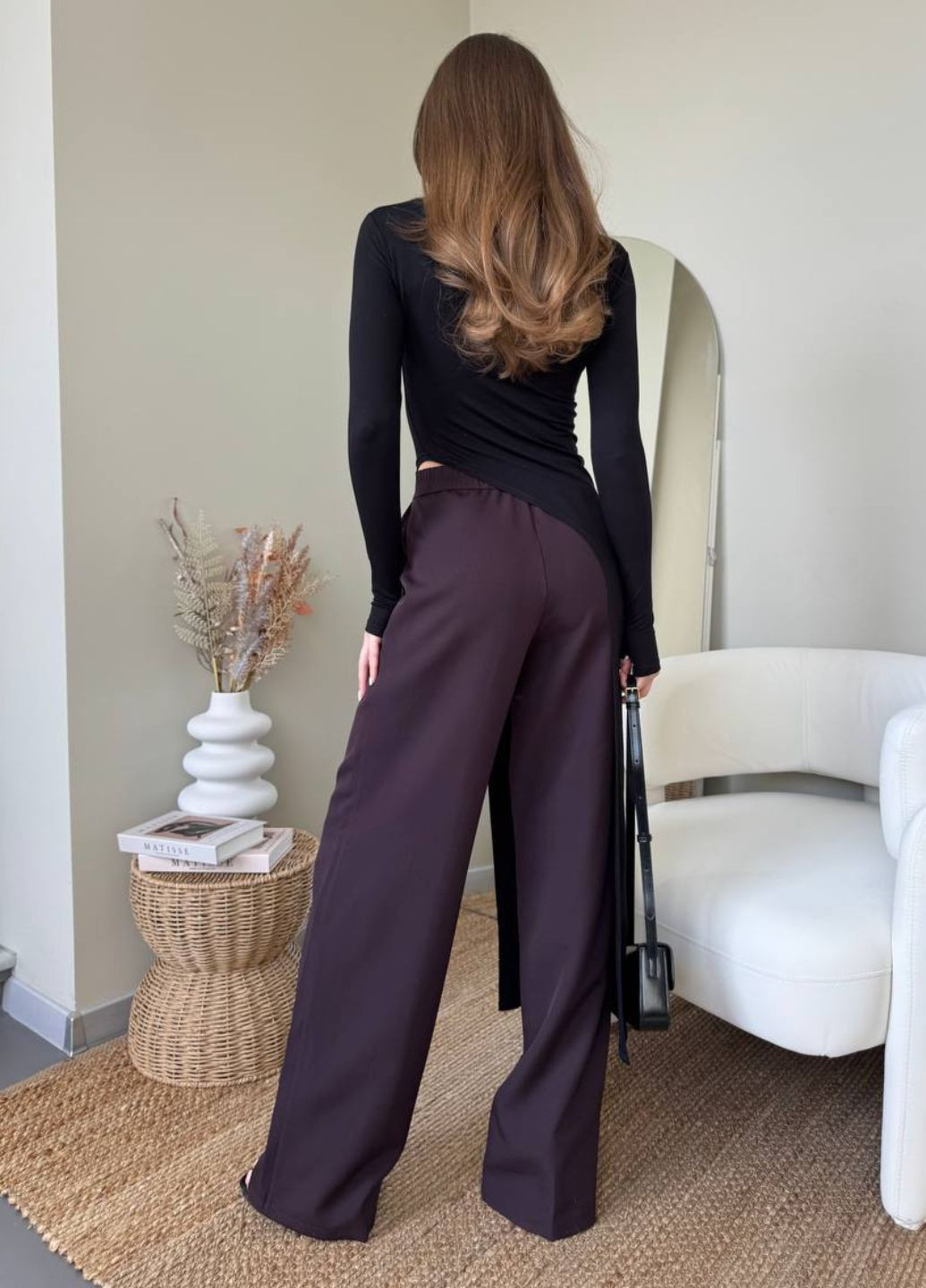 Изящная приталенная длинная ассиметричная туника с длинными рукавами с вырезами для пальчиков. Україна (328432495)