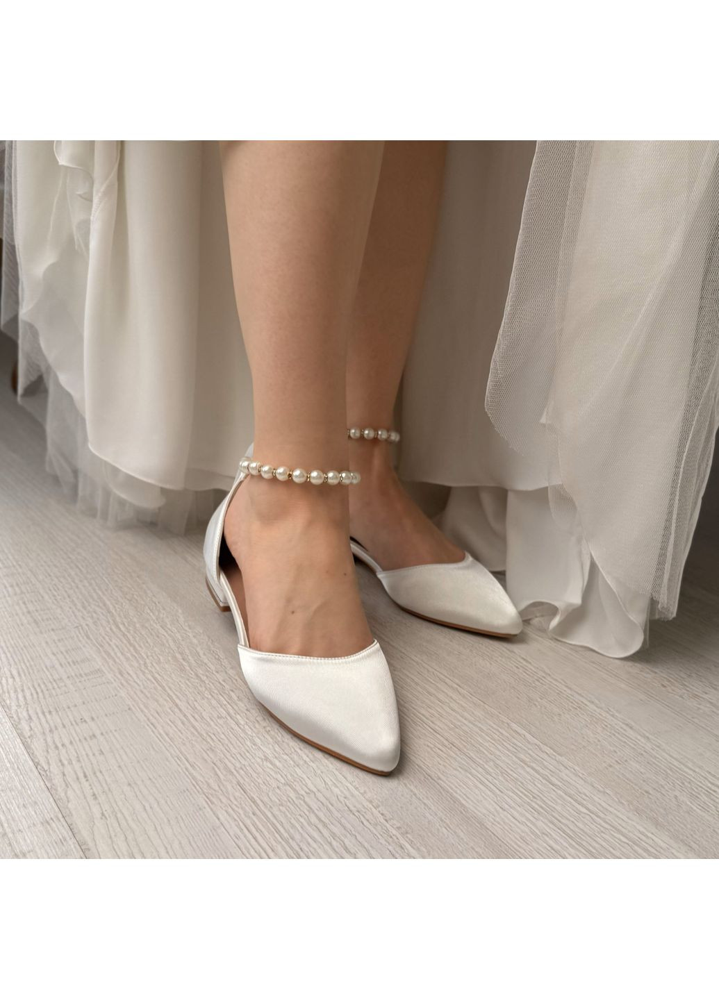 Жіночі жіночі балетки весільні атласні з брошкою перли бант (знімається) - б-0002-2 | білі однотонні брошка текстиль (356117128)