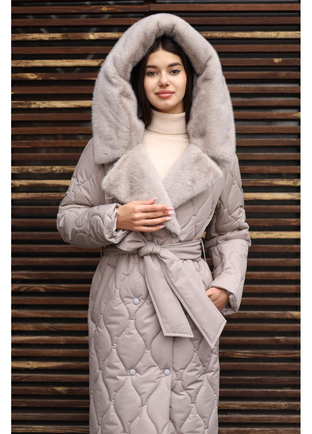 Бежеве зимнє Пальто MN