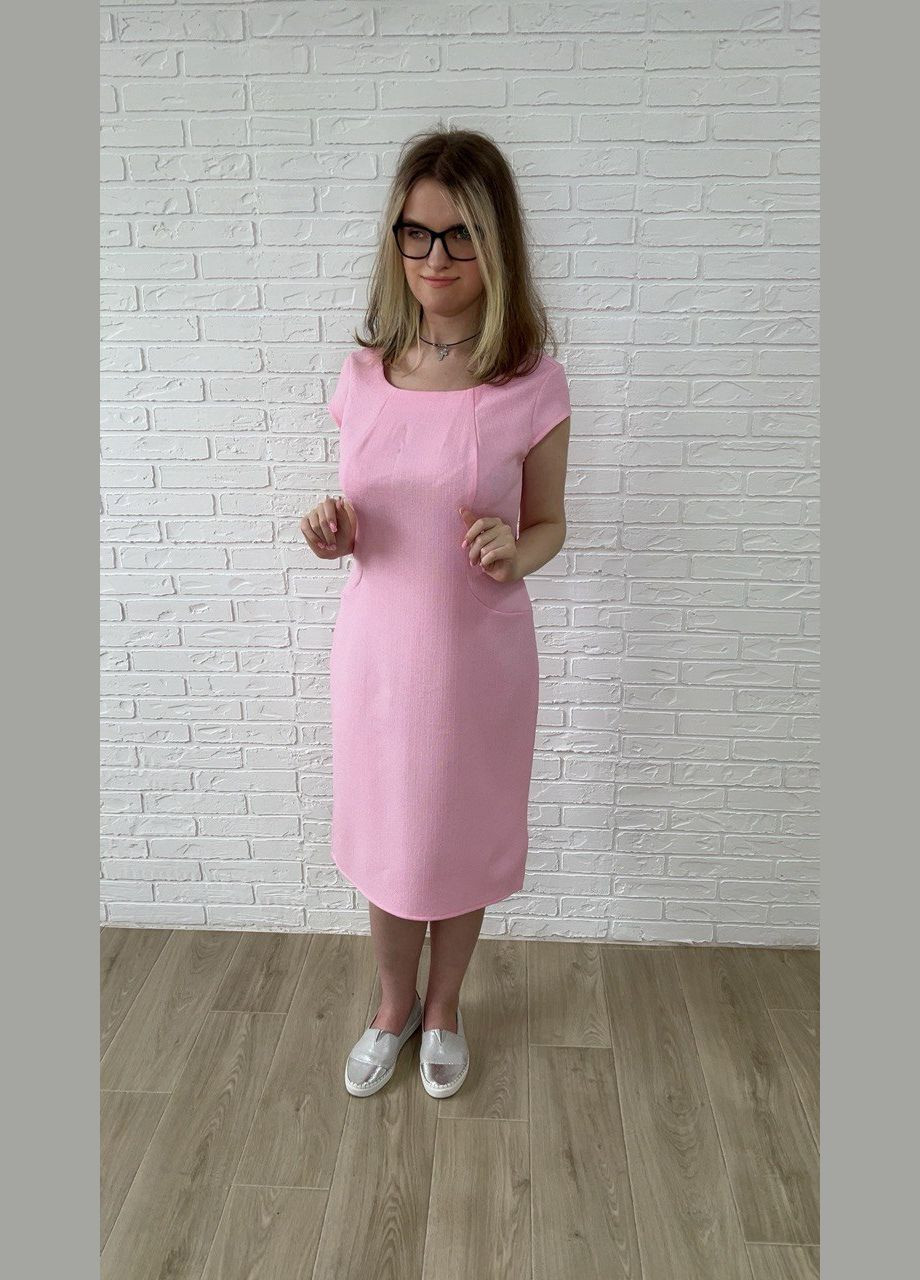 Розовое повседневный, кэжуал розовое однотонное льняное летнее женское платье-футляр миди платье-футболка, футляр No Brand однотонное