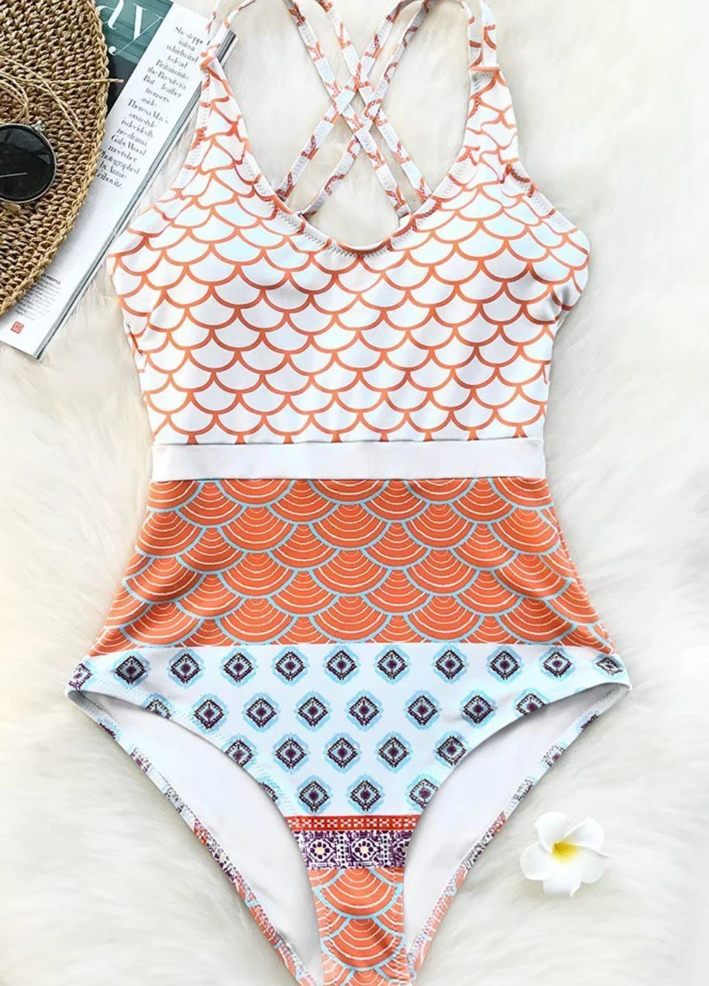 Білий демісезонний cуцільний купальник beautiful world print swimsuit (9955) суцільний CUPSHE