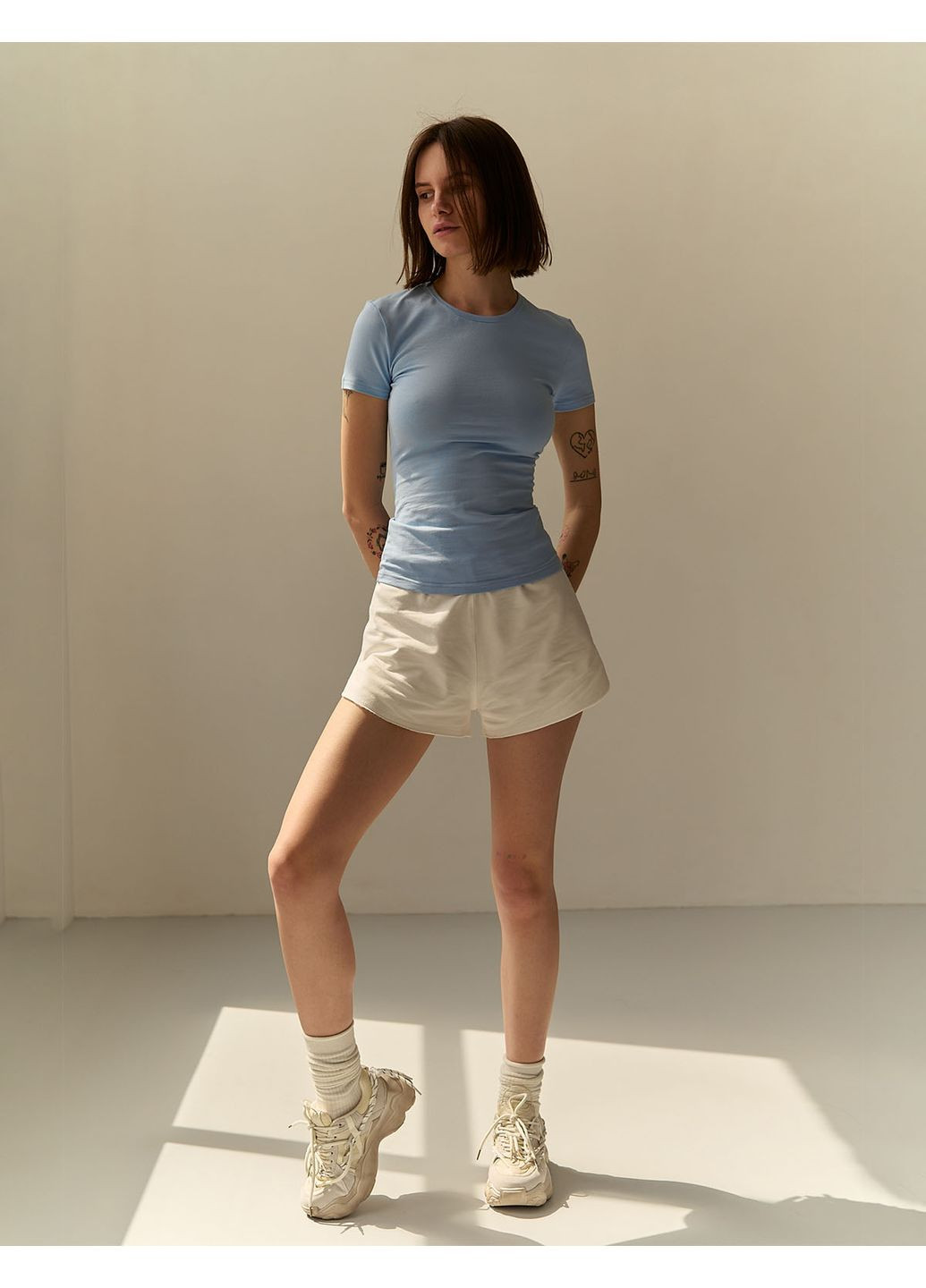 Жіноча приталена футболка (0018500KAPXS) Casual Trend №185 - (358935170)