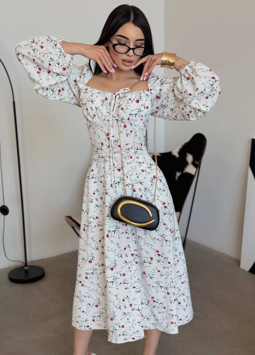 Білий повсякденний вишукана легка літня міді сукня з довгими рукавами ліхтарик та шнурівкою на спині Allthings з квітковим принтом