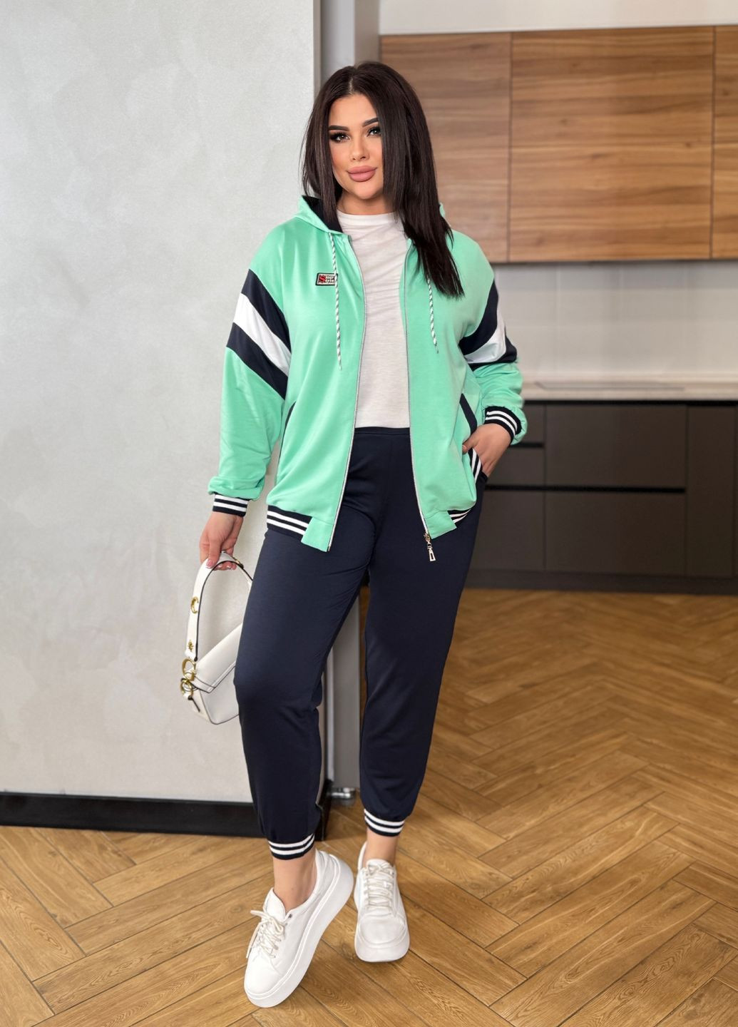 Трикотажный спортивный костюм No Brand (322399482)