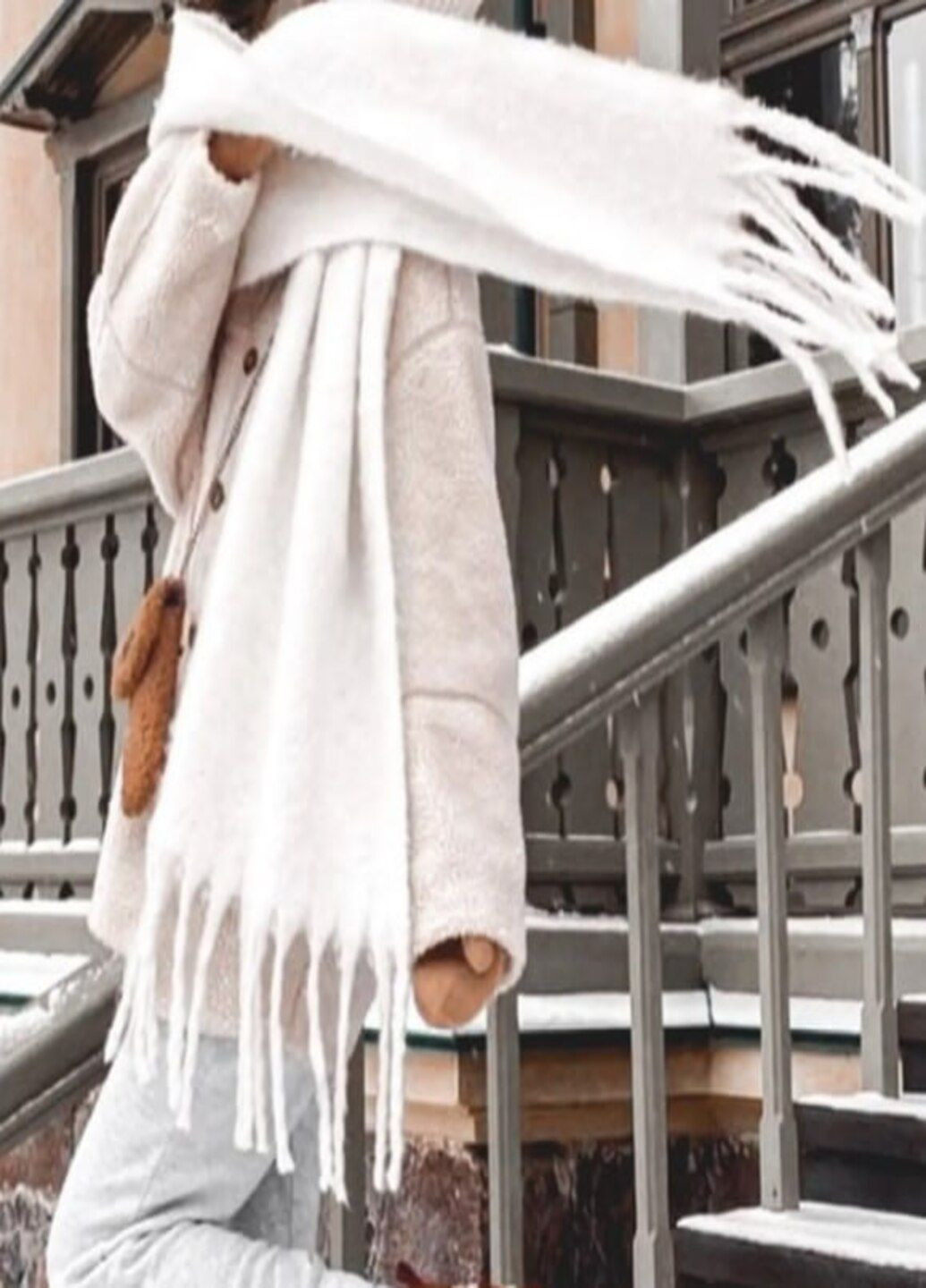 Шарф об'ємний жіночий на зиму білого кольору шарф великий білий зимовий No Brand (366560202)