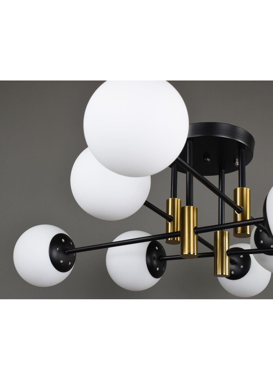 Люстра стельова на 8 лампочок 28253 Чорний, латунь 26х82х82 см. Sunnysky (365680464)