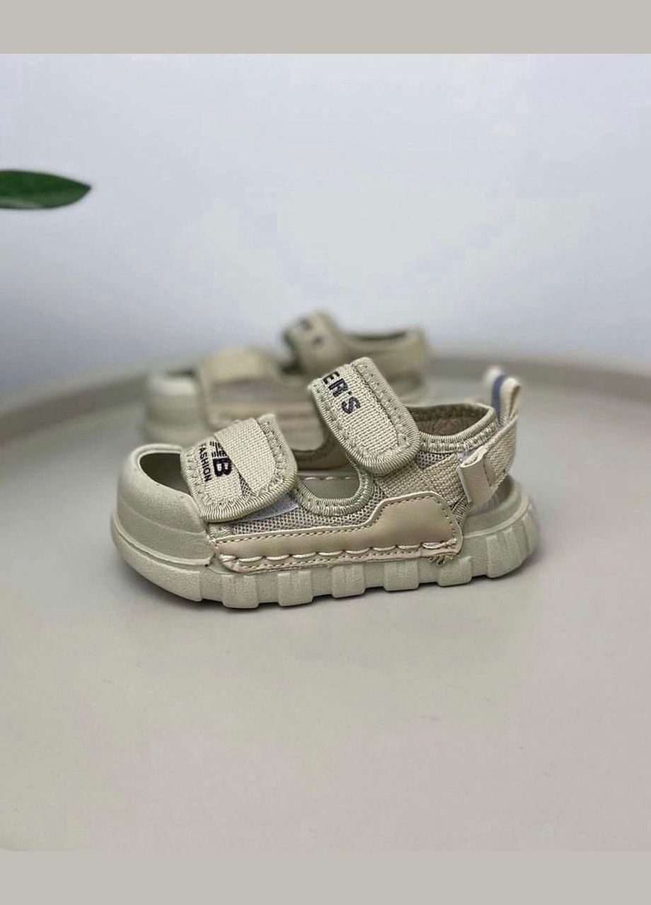 Дитячі босоніжки бежеві 526 No Brand (326792167)