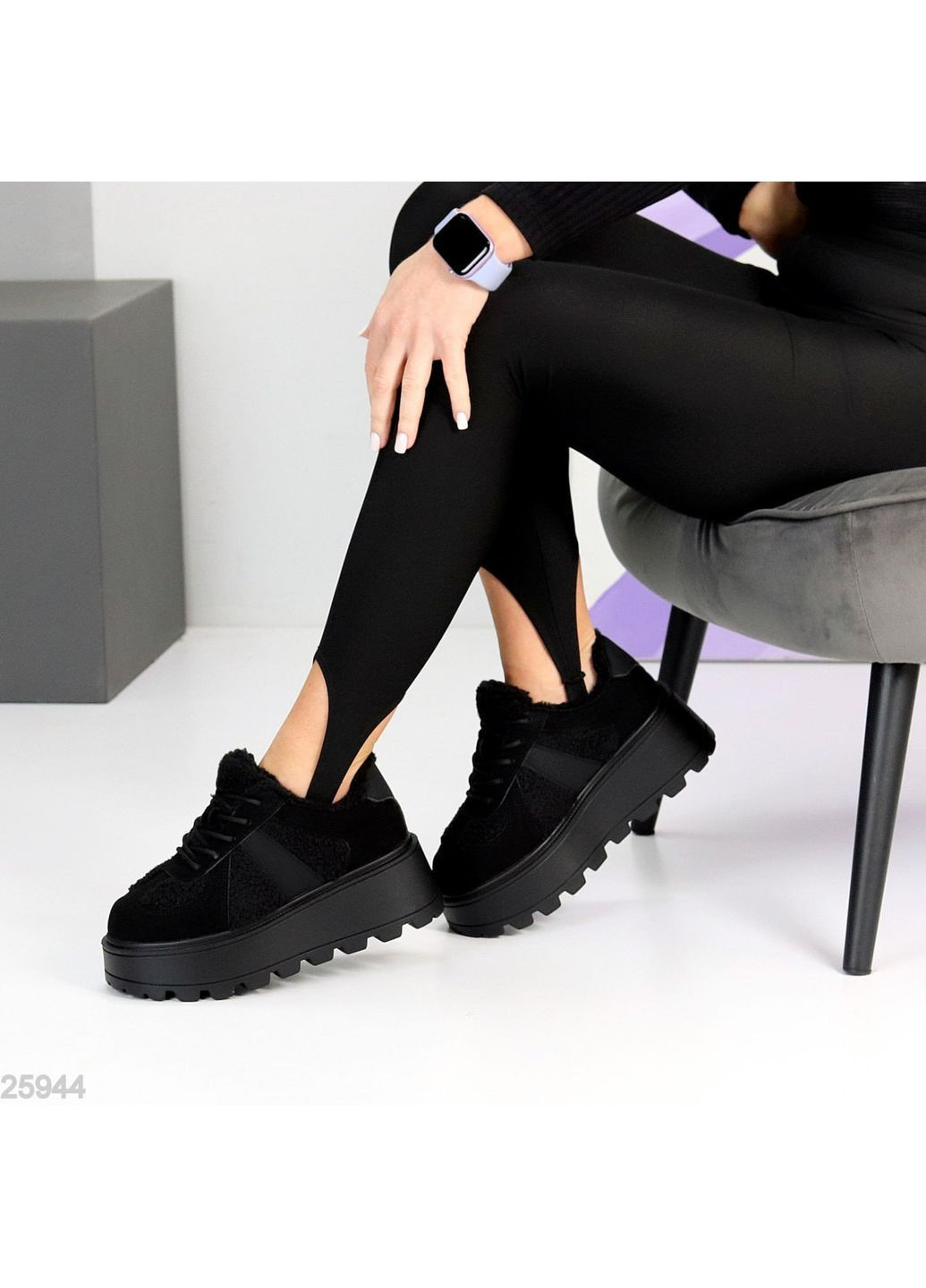 Зимові кросівки No Brand чорні зими (369680435)