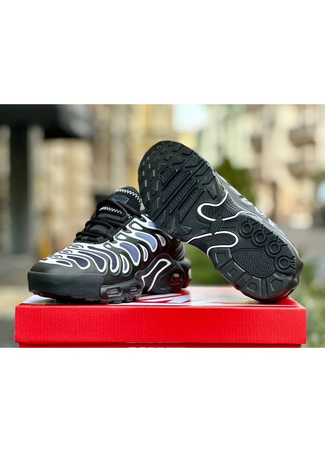 Білі кросівки чоловічі nike air max tn plus drift black white найк аір макс тн плюс білі демісезон No Brand