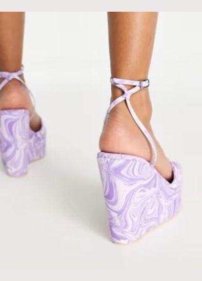 Лиловые босоножки Public Desire с ремешком с пряжкой