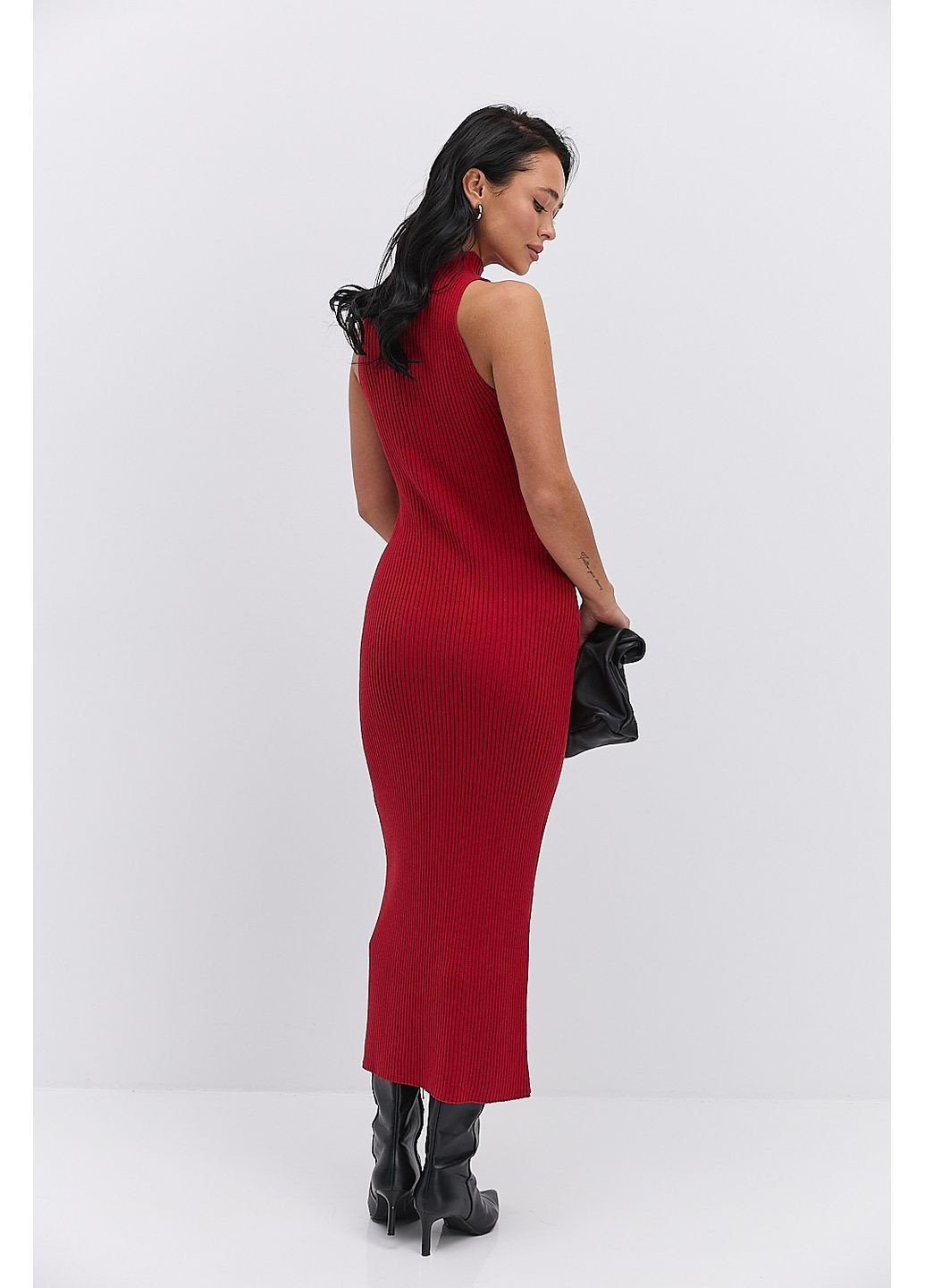 Темно-червона довге вязане плаття без рукавів чорне Arjen