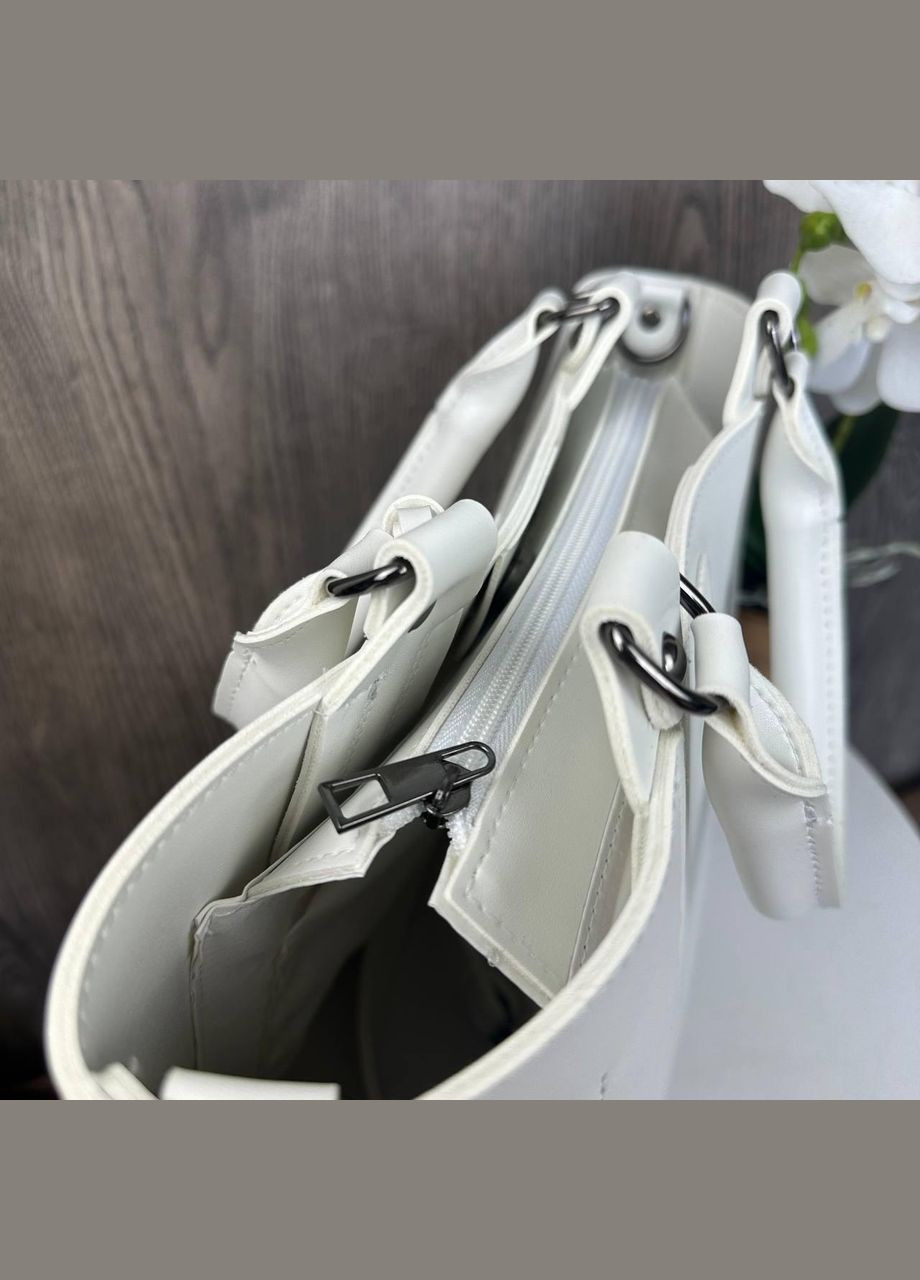 Велика жіноча сумка з брелоком вінчиком No Brand (334730586)