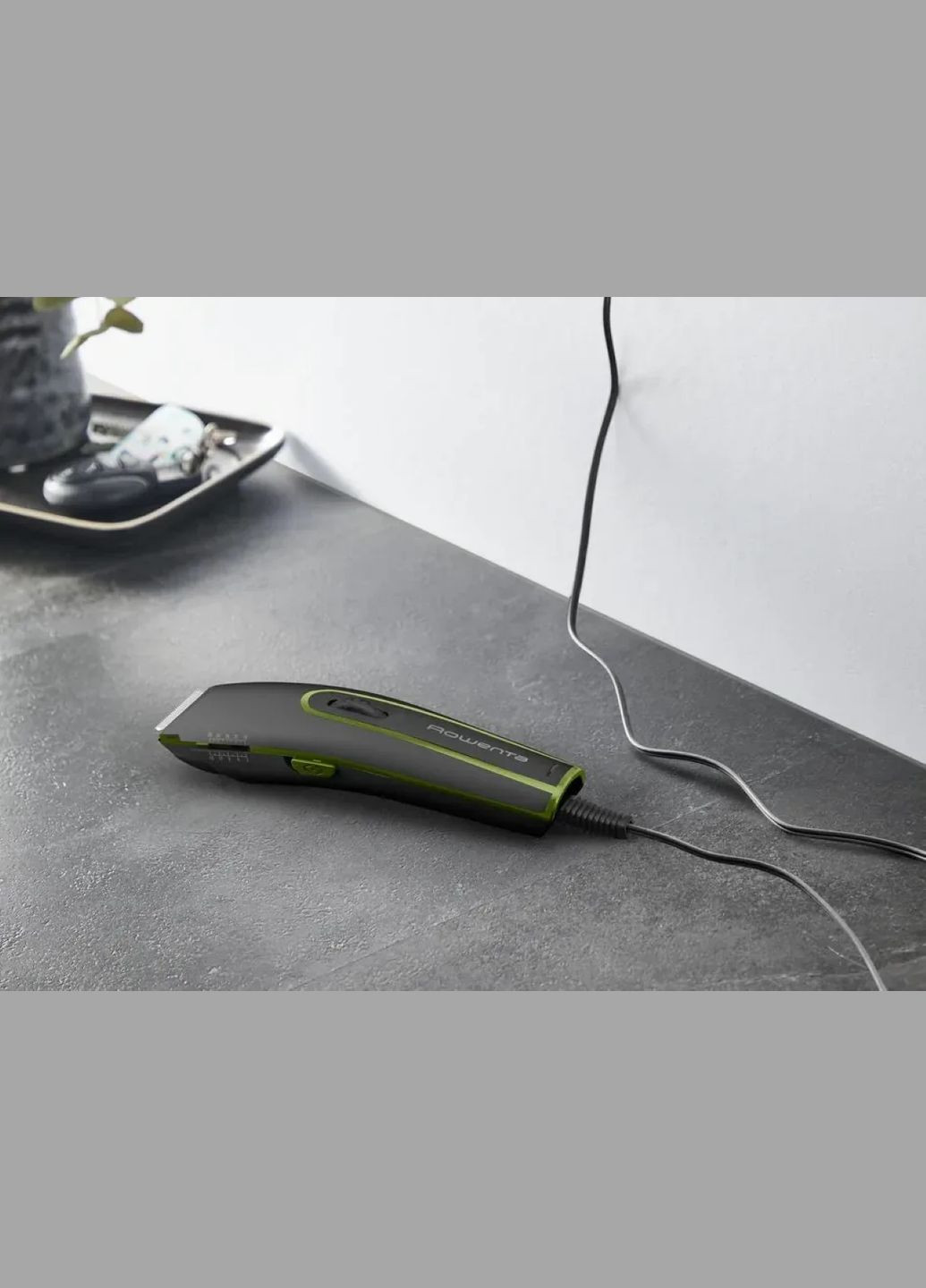 Машинка для стрижки Nomad Sport Collection, акум., роторний мотор, насадок-2, кейс, сталь, чорно-зелений Rowenta (317275202)