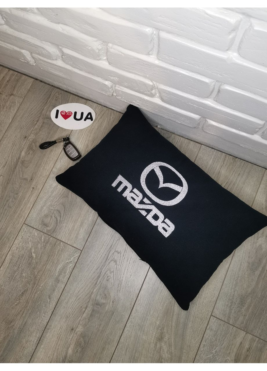 Подушка и плед в автомобиль с вышивкой логотипа "MAZDA" темно синий флис No Brand (369717290)