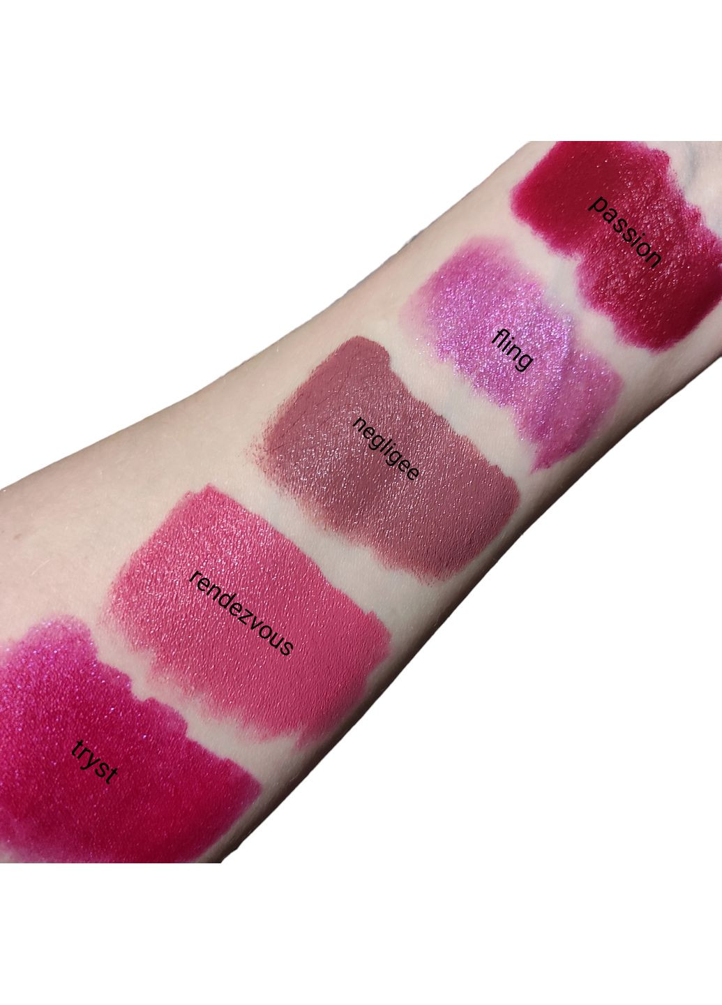 Помада для губ Lip Junkie Lipstick - Tryst Technic (296781151)