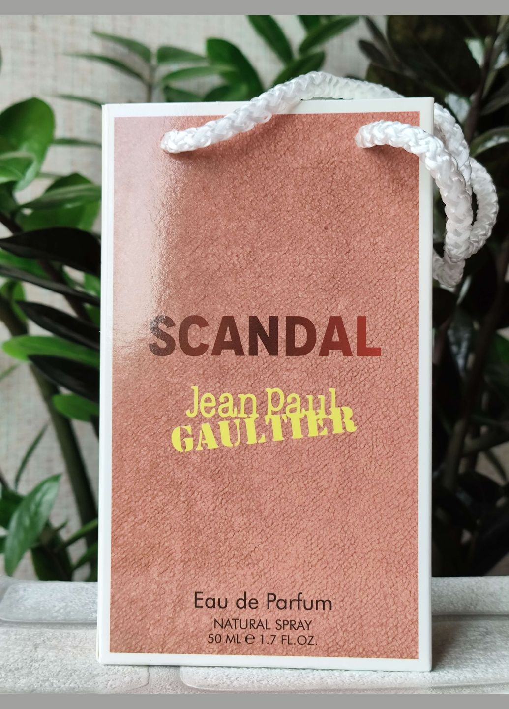 Парфуми жіночі Scandal в подарунковій упаковці (Скандал), 50 мл No Brand (336190126)