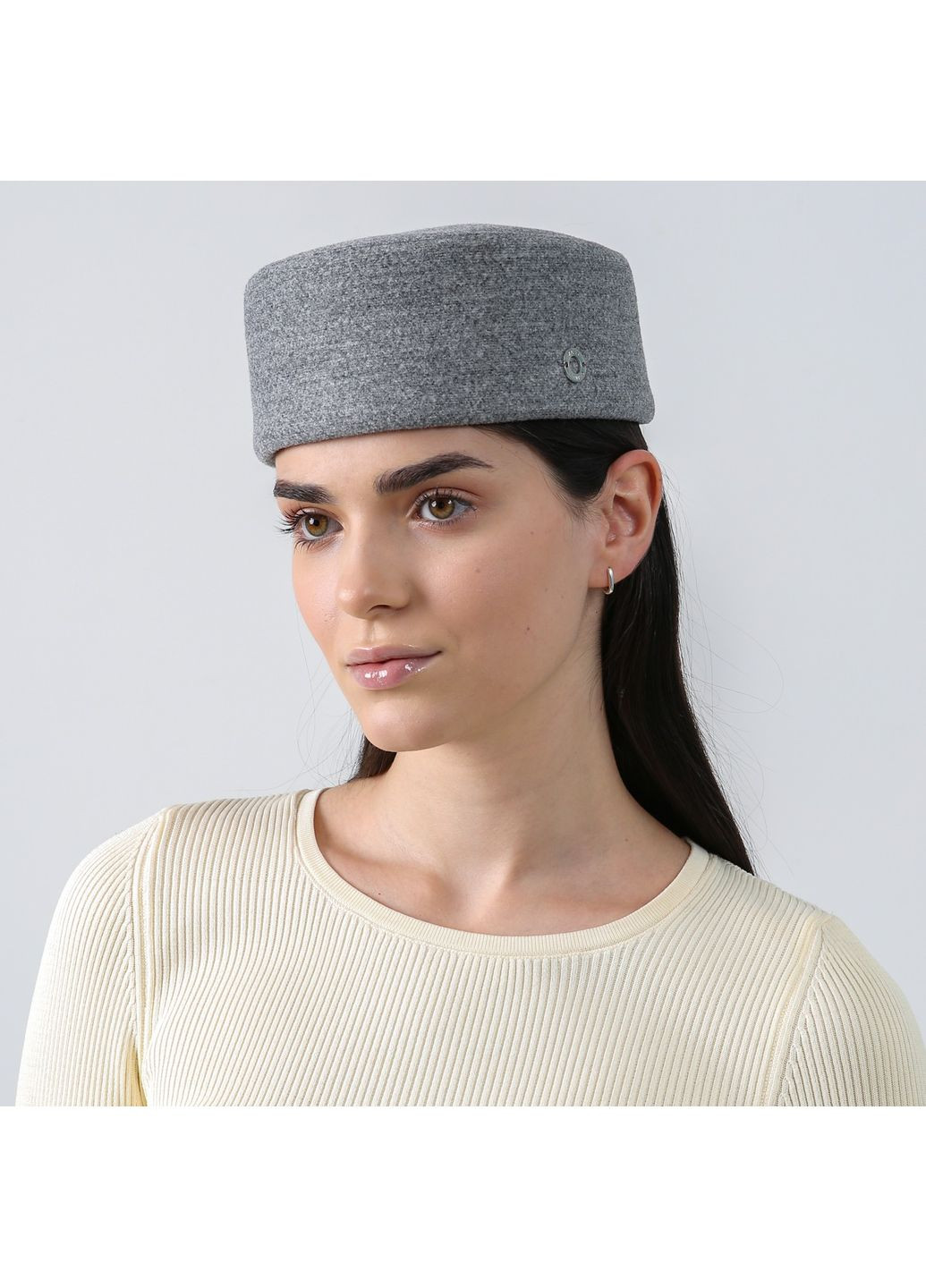 Капелюх таблетка жіночий вовна сірий ТЕМАРІ LuckyLOOK 953-659 (367991981)
