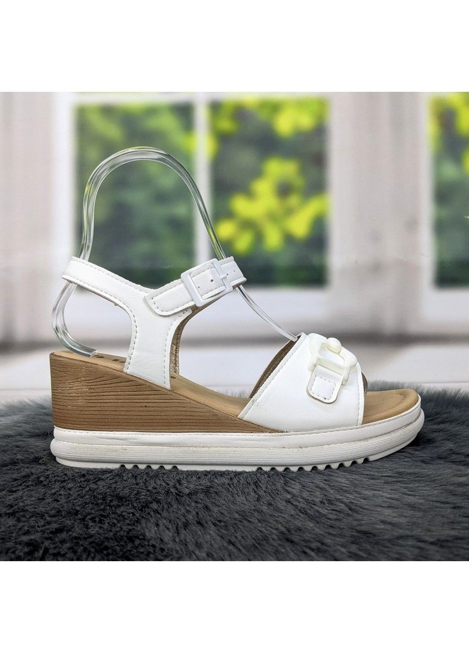 Босоніжки жіночі на платформі Inblu (297060486)