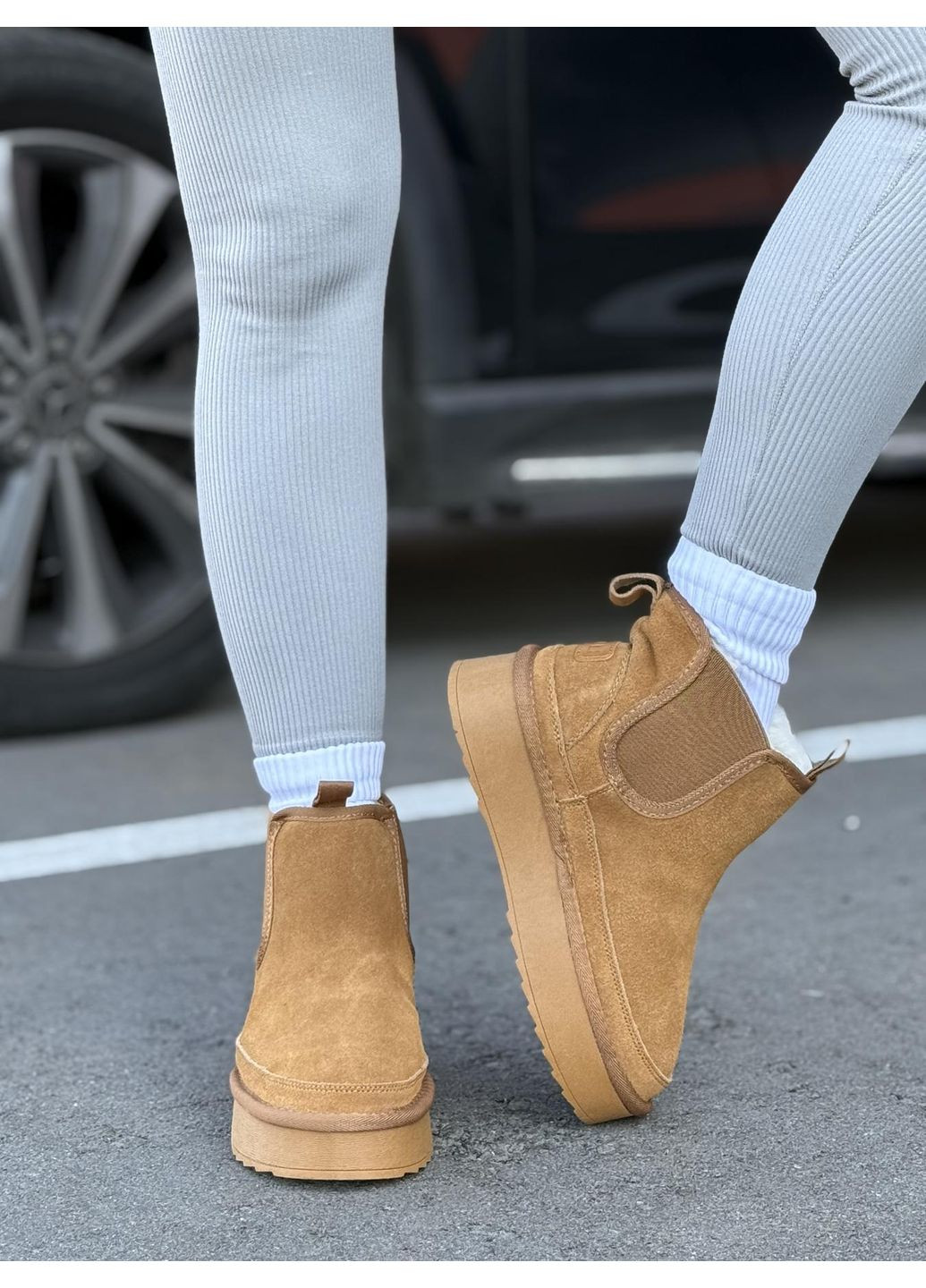 Женские замшевые угги на платформе зимние осенние короткие натуральная замша искусственный мех бежевые ботильоны челси No Brand бежевые зима (362961339)