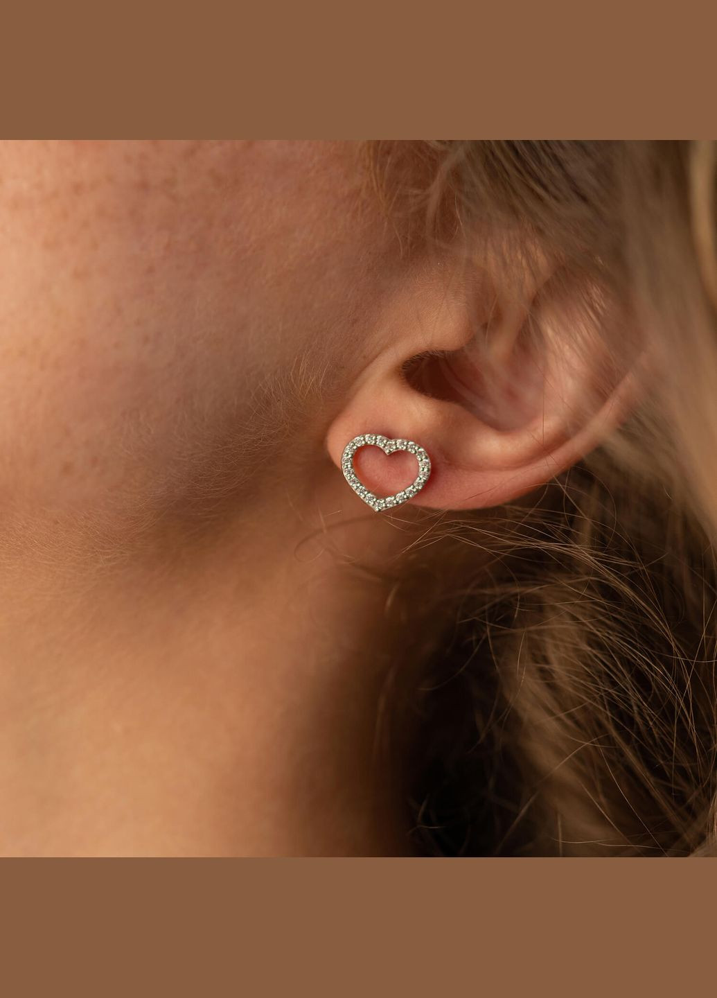 Золоті сережки - пусети Сердечка з фіанітами с08281 Oniks (264023600)