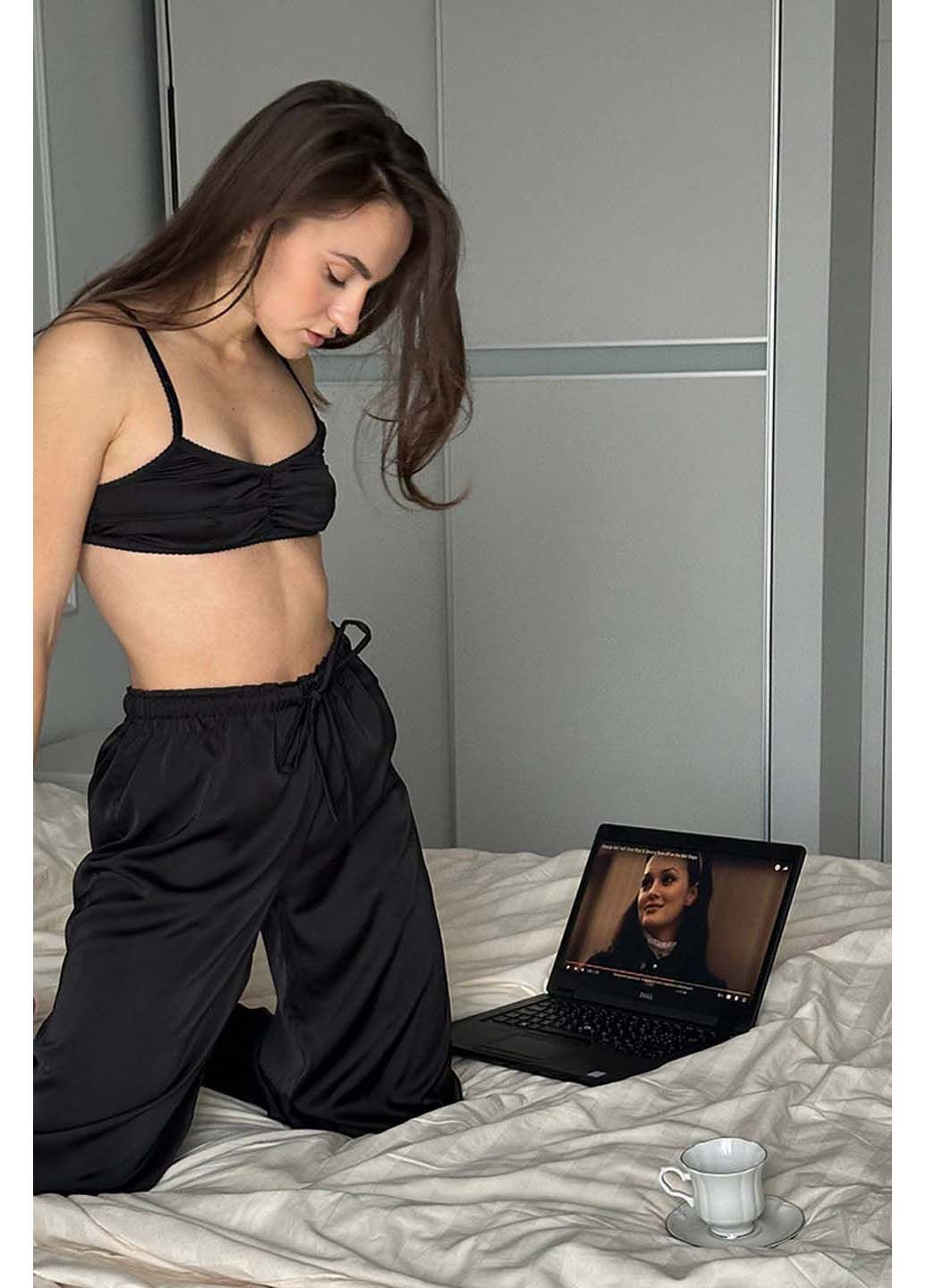 Чорна піжама із шовку paris Perfect Female