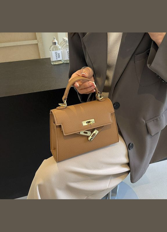 Жіноча сумка 6219 крос-боді на ремінці бежева No Brand (313235616)