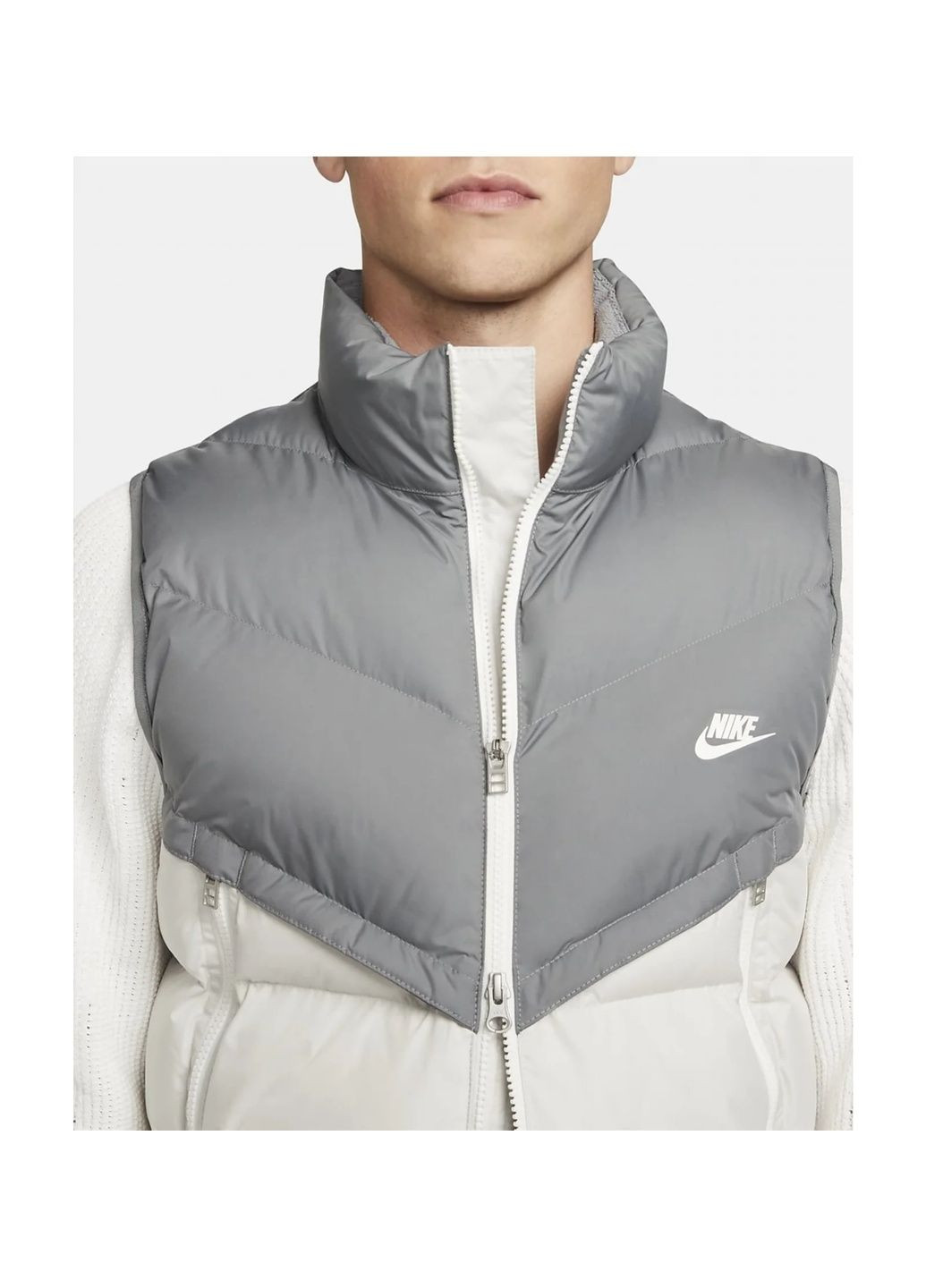 Жилетка мужская Storm-Fit Windrunner Primaloft Vest White/Grey Dr9617-084 Nike (365962031)