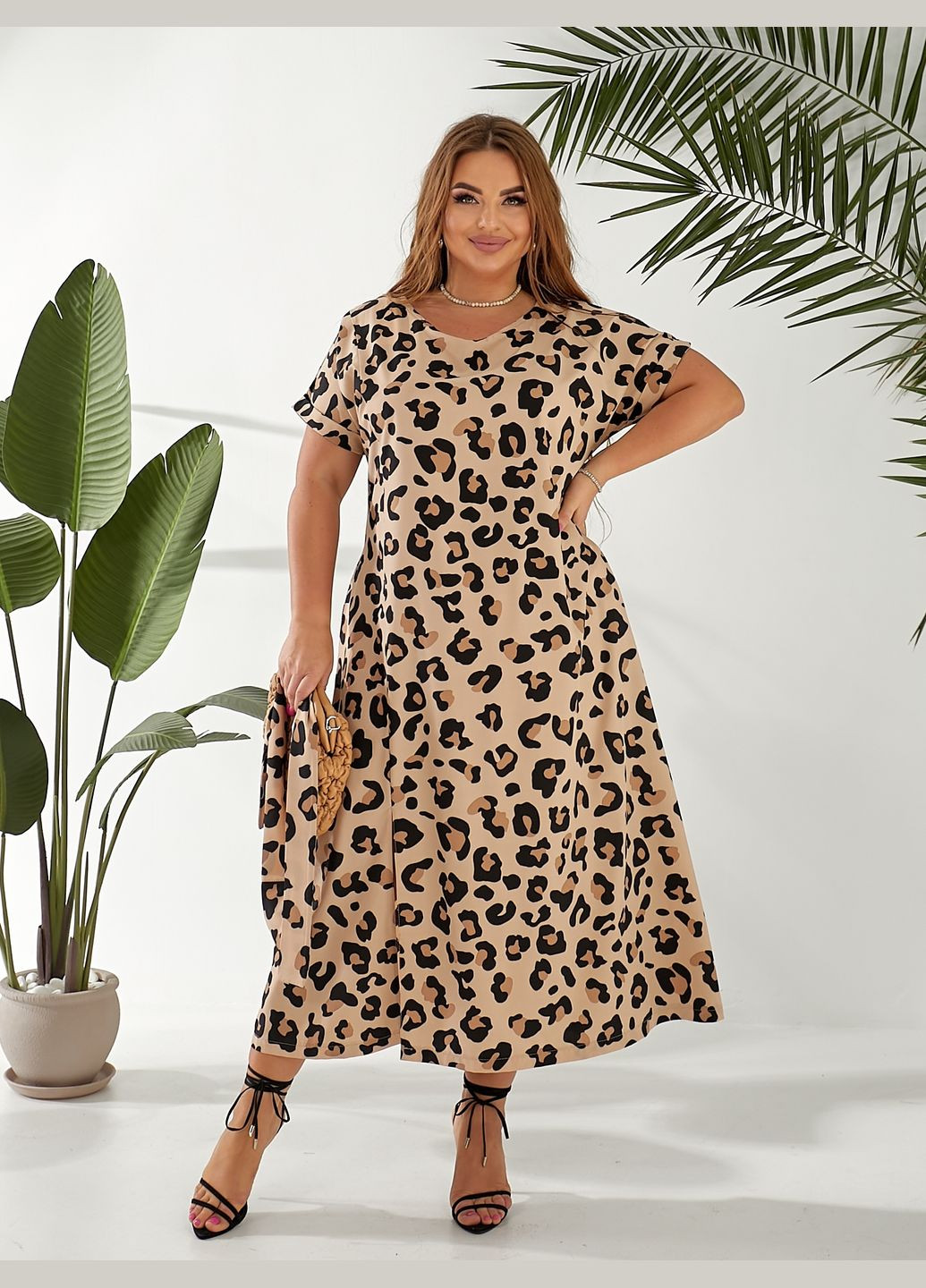 Бежевое кэжуал платье молли MeeLan с абстрактным узором