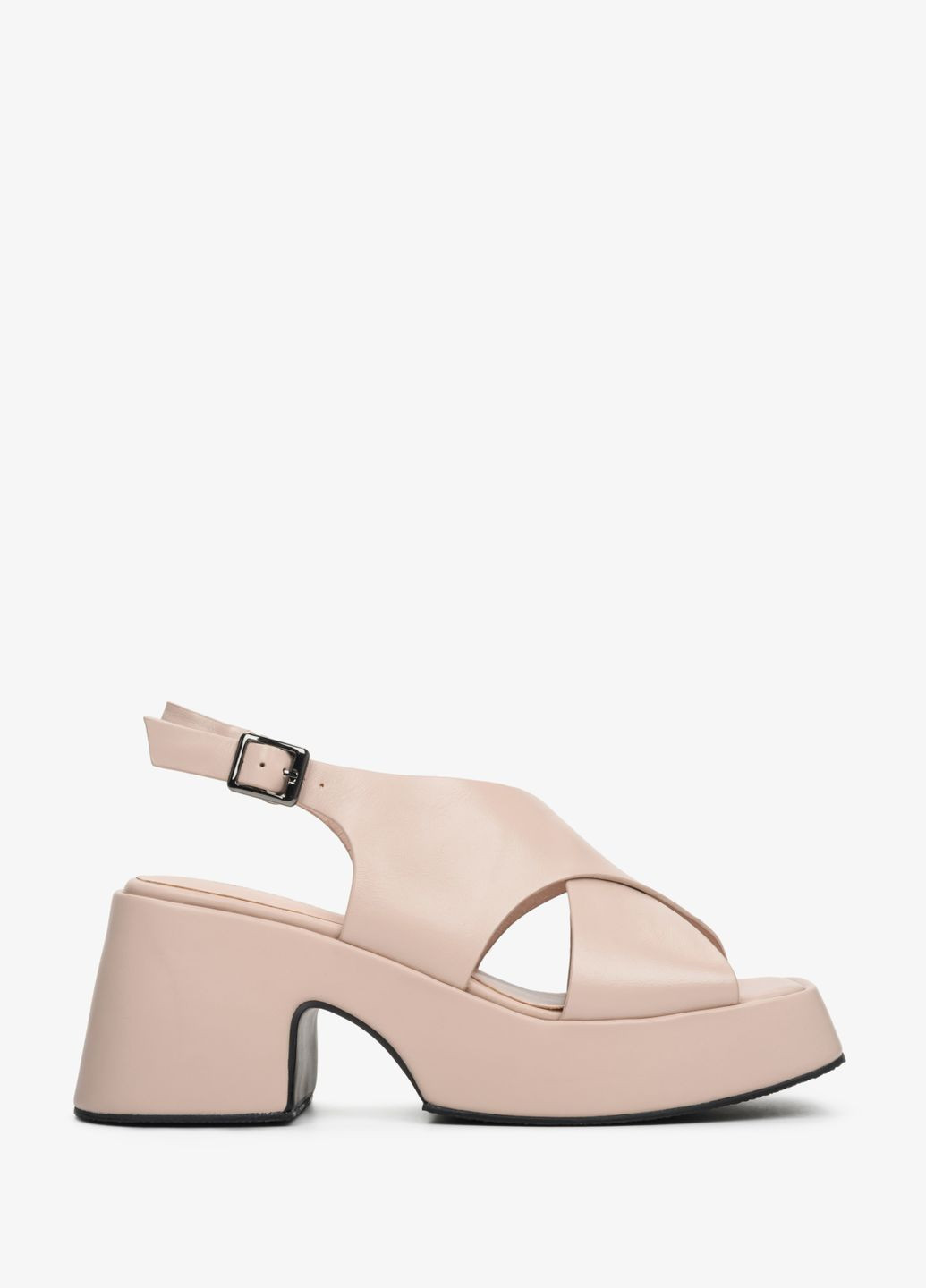 Бежевые босоніжки Estro