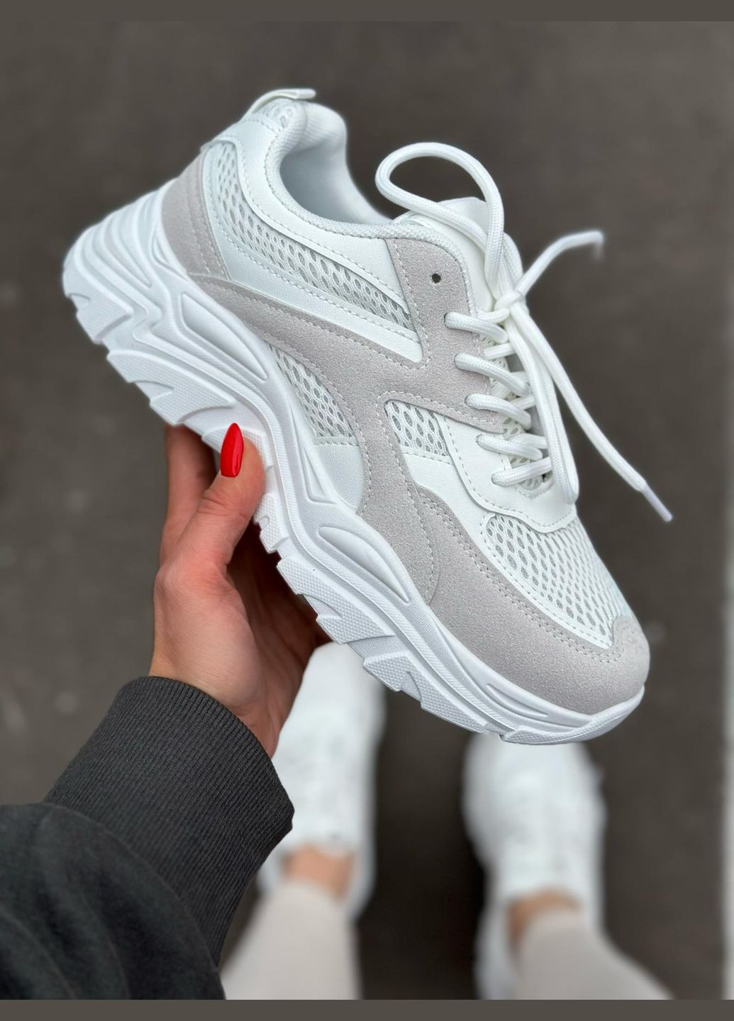 Білі кросівки жіночі білі з бежевими вставками еко-замша/текстиль повсякденне взуття на кожен день No Brand