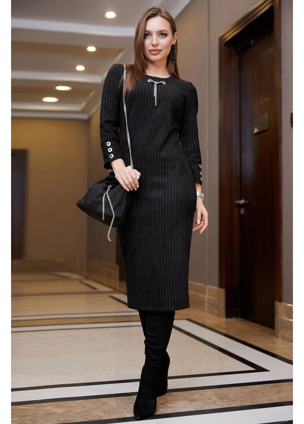 Чорна сукня 1126.3956 Seventeen