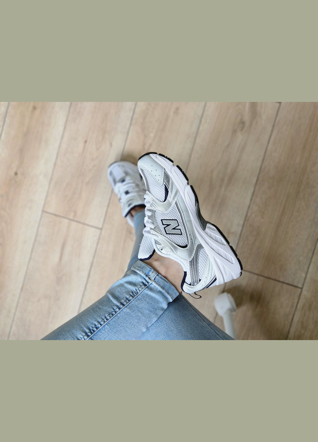 Кроссовки женские и мужские New Balance 530 white silver \ Нью Беланс 530 белые серебряные No Brand белые демисезоны (302241510)