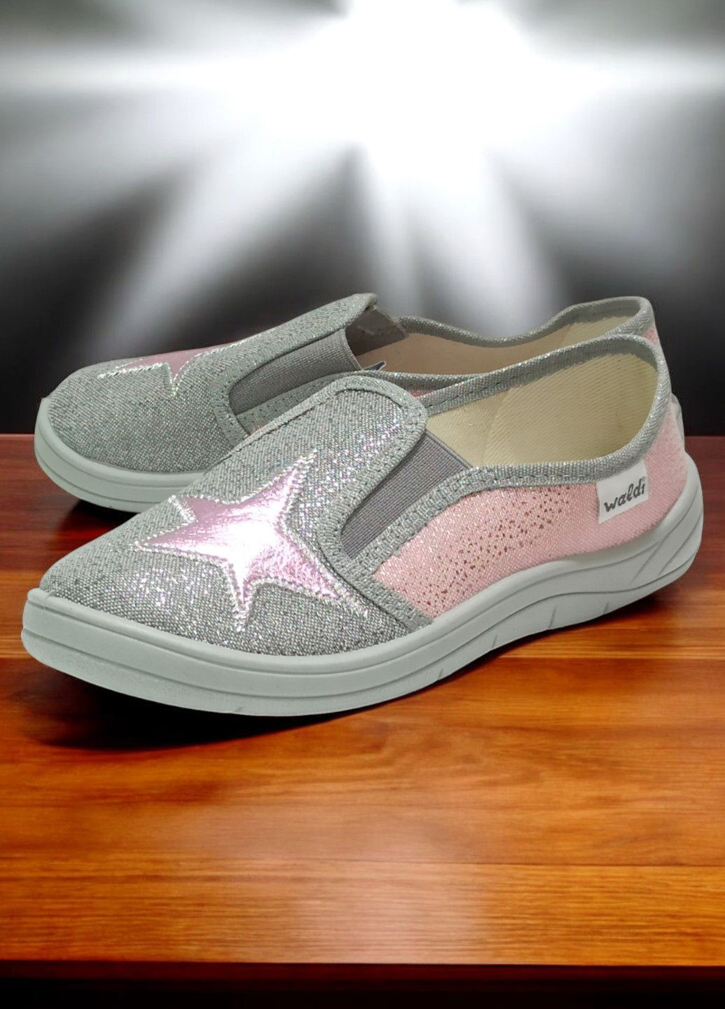 Серебряные текстильные слипоны ортопедические тапочки для девочки Waldi