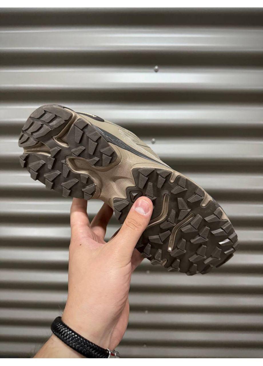 Бежевые зимние мужские кроссовки No Brand