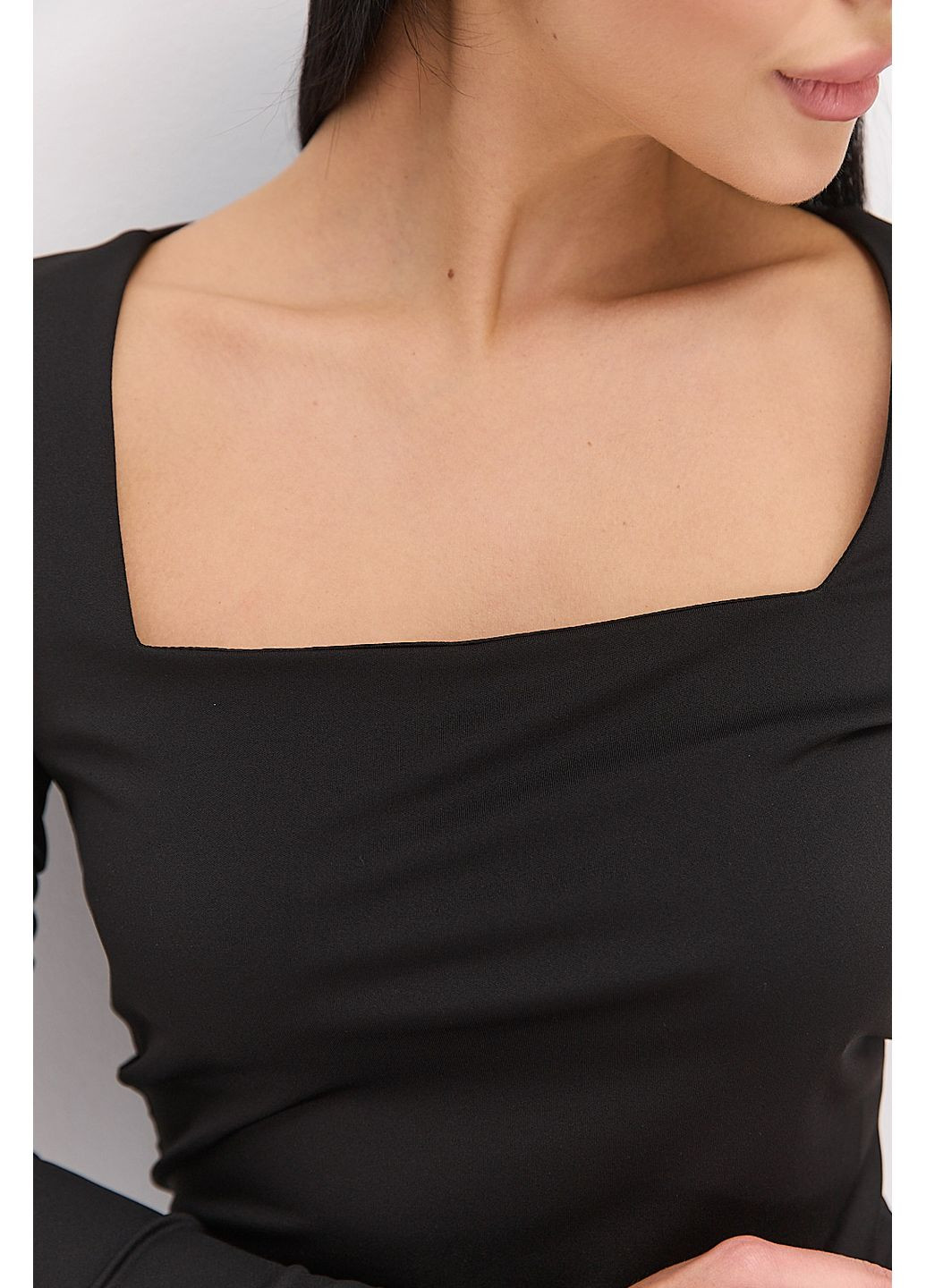 Жіночий лонгслів з квадратною горловиною Arjen (370984599)