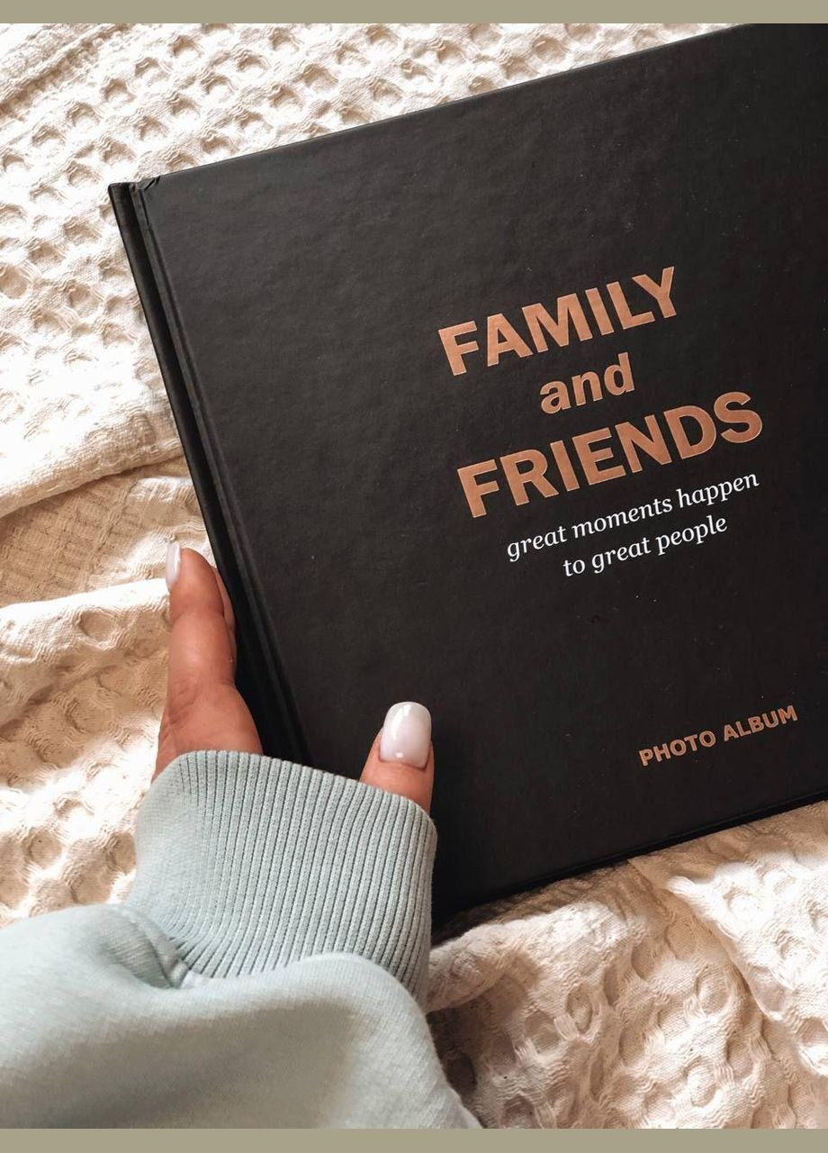 Фотоальбом « and friends» Family (329870090)