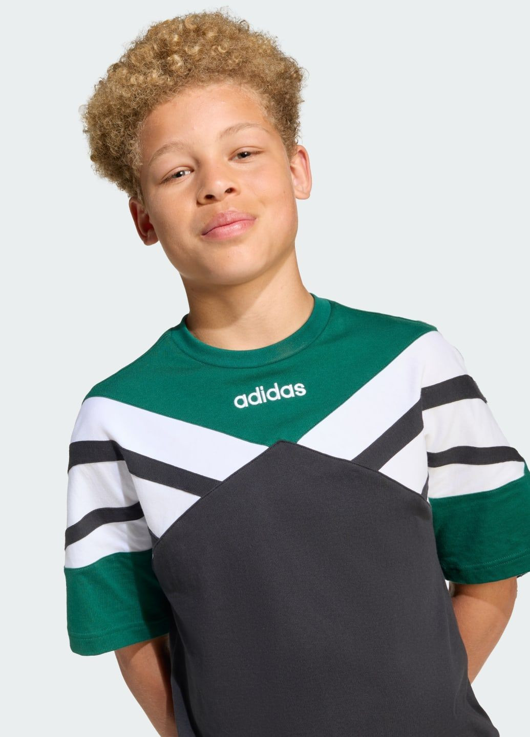 Чорна демісезонна футболка cutline kids adidas