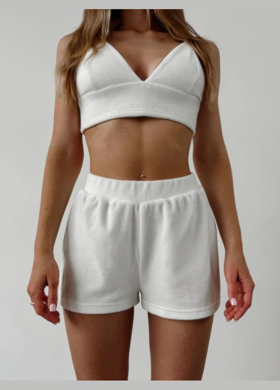 Спортивный велюровый комплект (шорты+топ) в белом цвете No Brand 1794 (347164057)