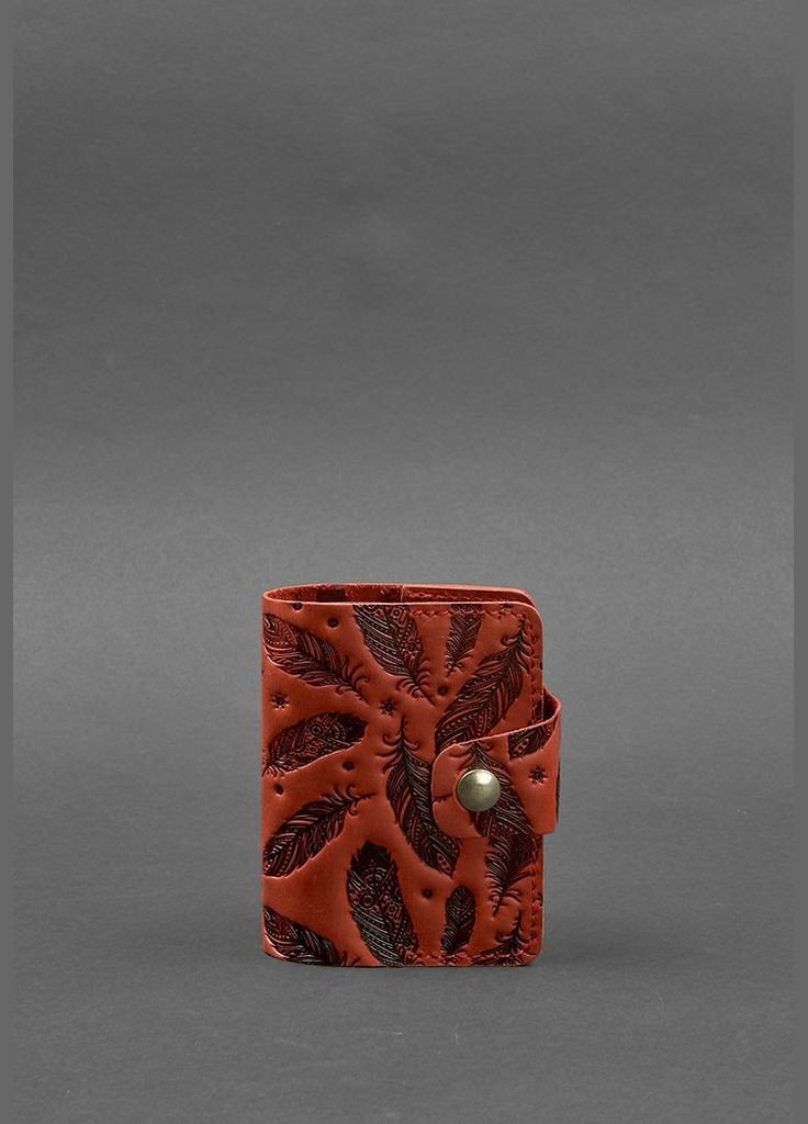 Кожаный кард-кейс 7.1 (Книжечка) коралловый с перьями Crazy Horse (A-027775) BlankNote (328444867)