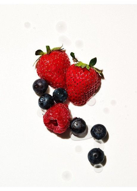 Super Berry - парфумований спрей для тіла і волосся PINK 236мл Victoria's Secret (368703138)