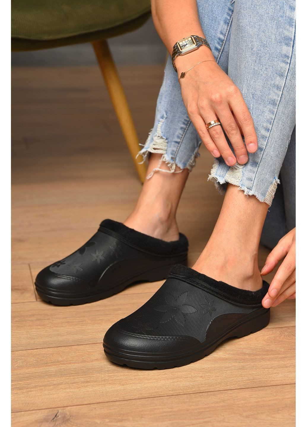 Калоші жіночі без задника утеплені чорного кольору Let's Shop (352690201)