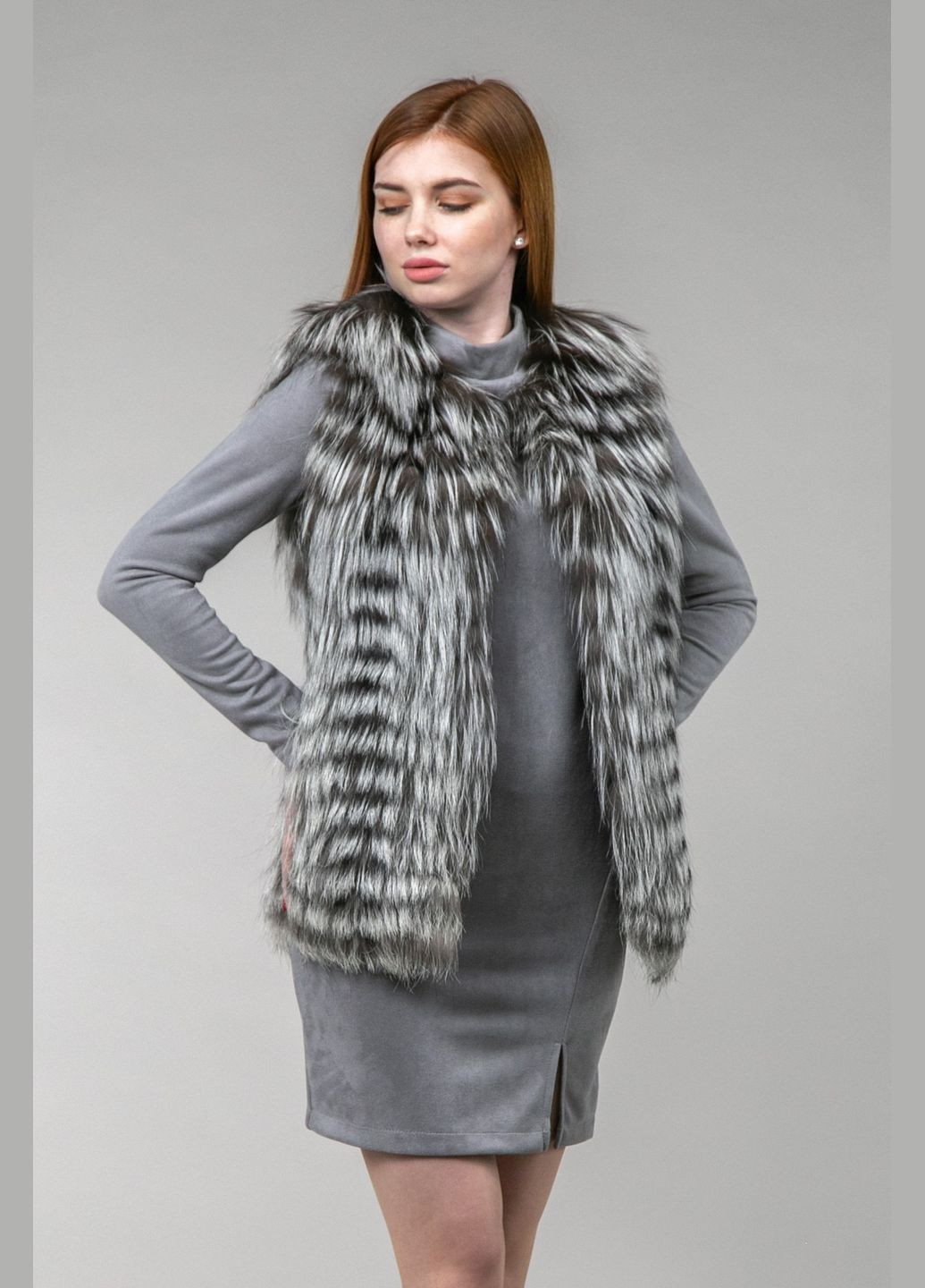 Жилетка з хутра чорнобурки Chicly Furs (285779445)
