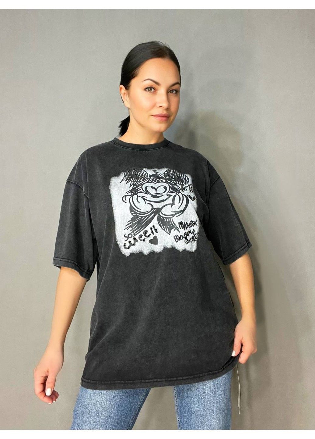 Футболка женская A-N 25008 оверсайз удлиненная вареная тай дай принт Микки маус впереди с камешками one size No Brand - (317203309)