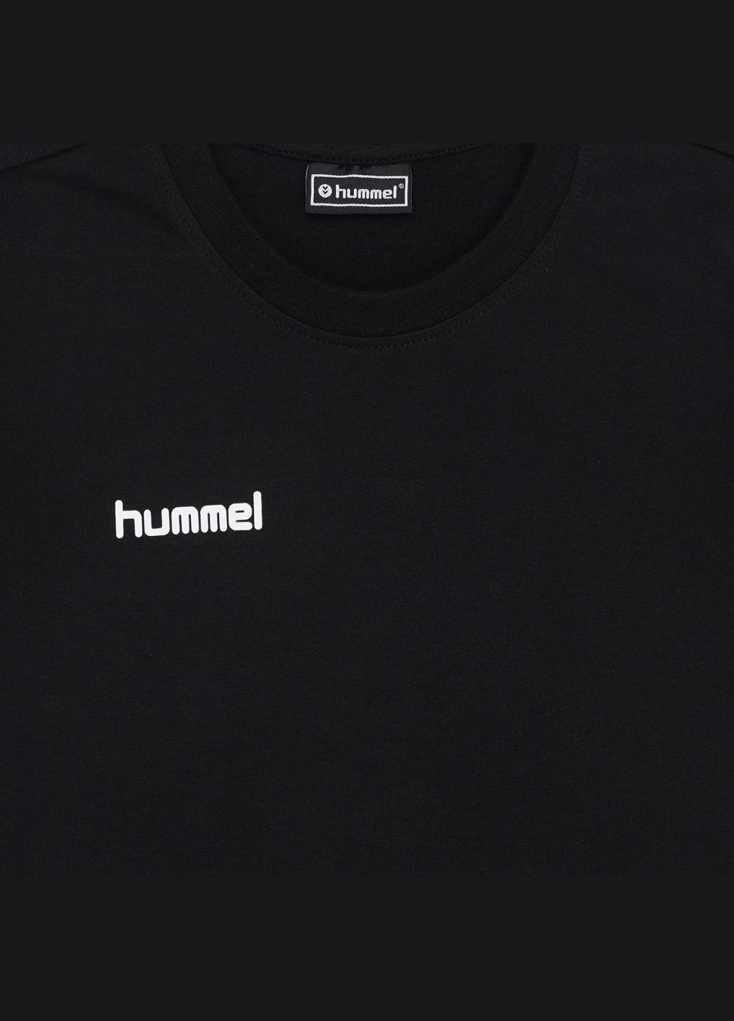 Чорна літня футболка Hummel