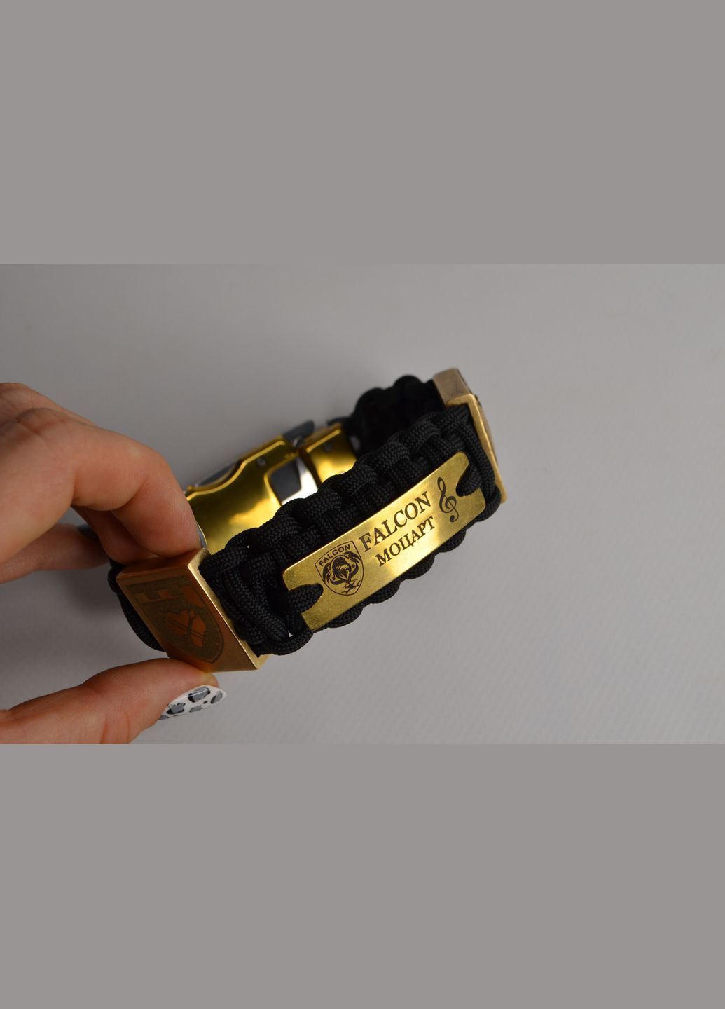 Браслет з ножем Гербом та індивідуальним гравіюванням + брелок у подарунок No Brand (341738746)