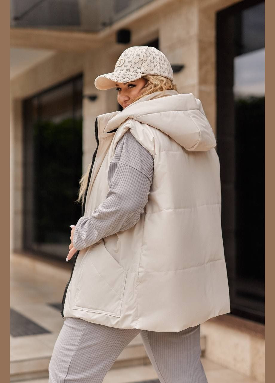 Жіноча жилетка з капюшоном колір шоколадний New Trend (304990725)