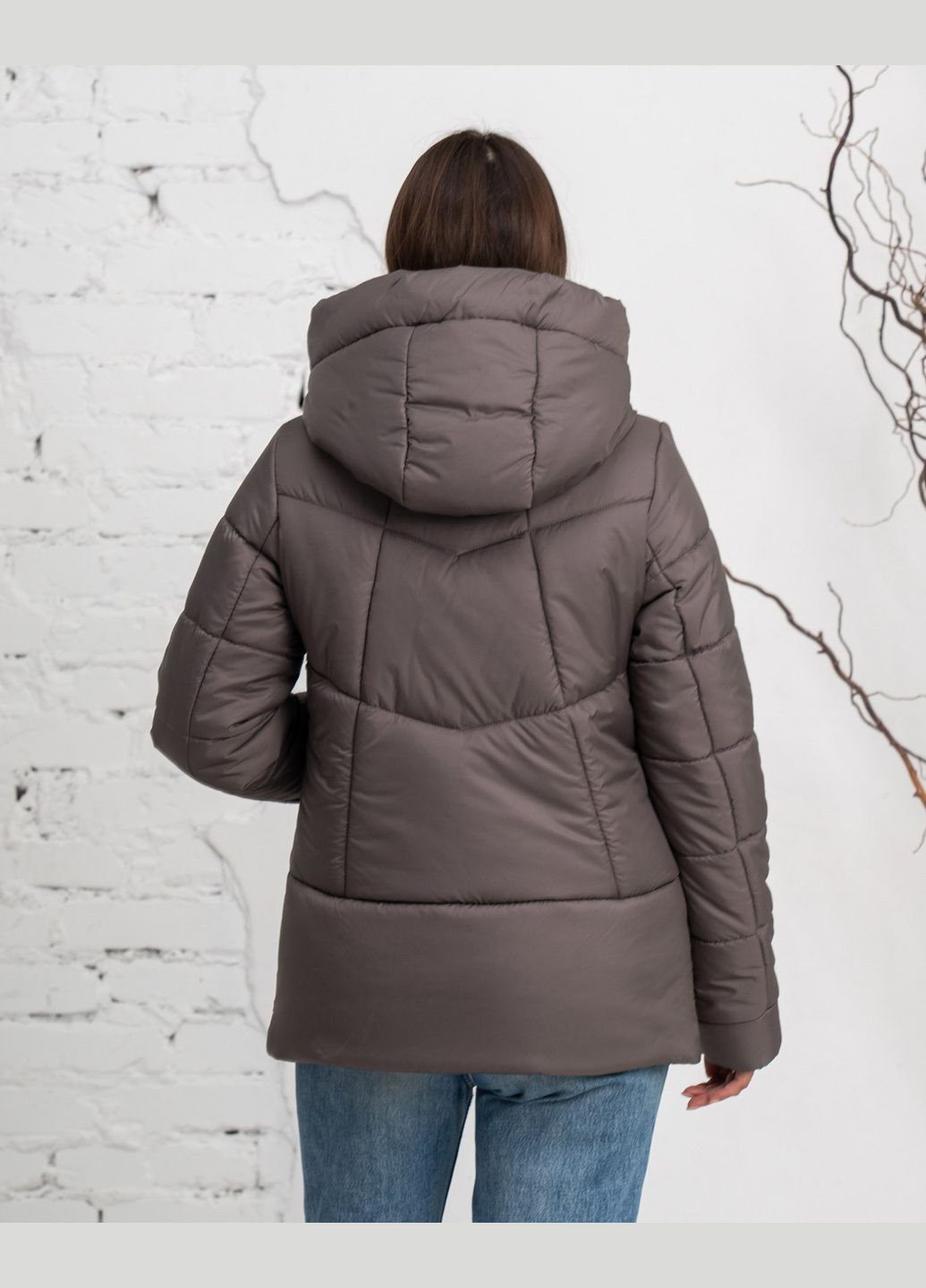 Кофейная зимняя молодежная женская зимняя куртка SK