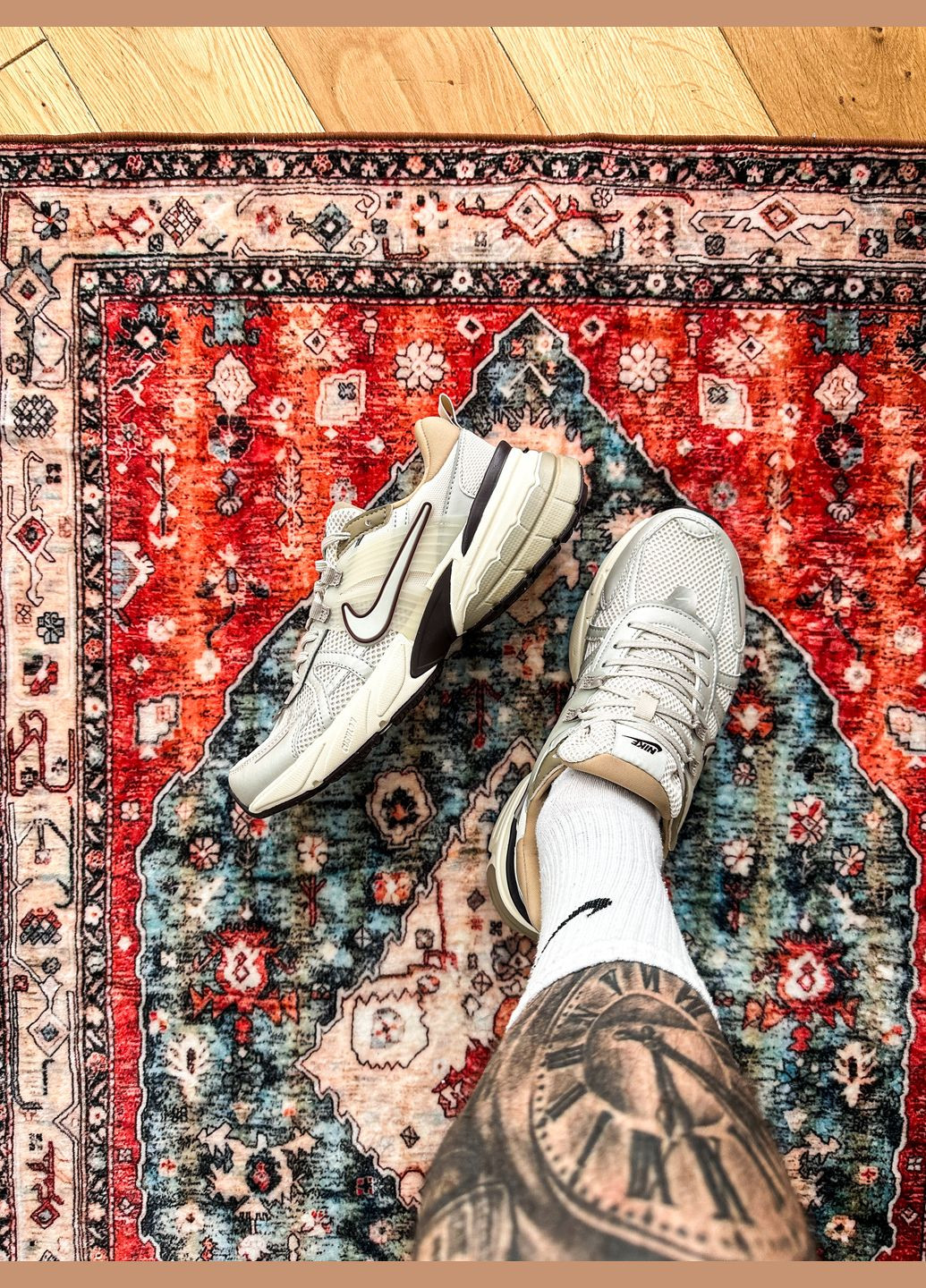 Бежевые демисезонные кроссовки мужские и женские nike runtekk orewood brown light bone | найк рунтекк оревуд бежевые No Brand